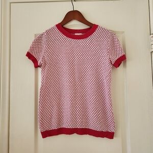 Red and White Patterned Short Sleeve Top